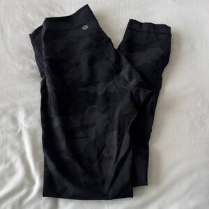 Lululemon Women’s Black Camo Wunder Train Leggings
